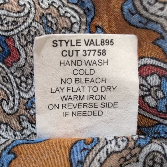 fig and flower Multi-Color Semi-Sheer Top, Size Large, Boho, Lightweight - Picture 7 of 8